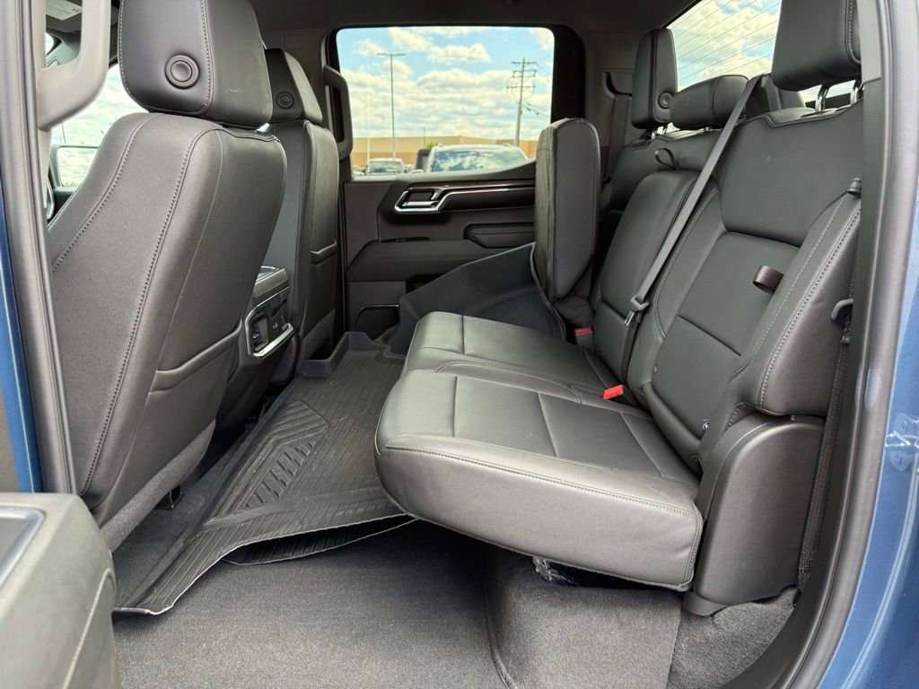 Used 2024 Chevrolet Silverado 1500 LTZ AWD/4WD image 27