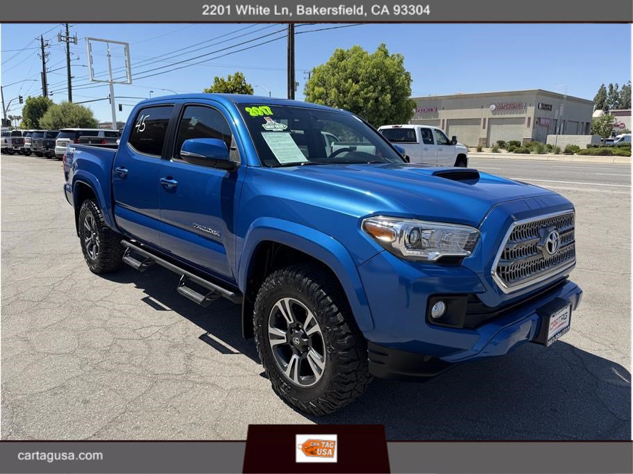 Used 2017 Toyota Tacoma TRD Sport w/ Tow Package