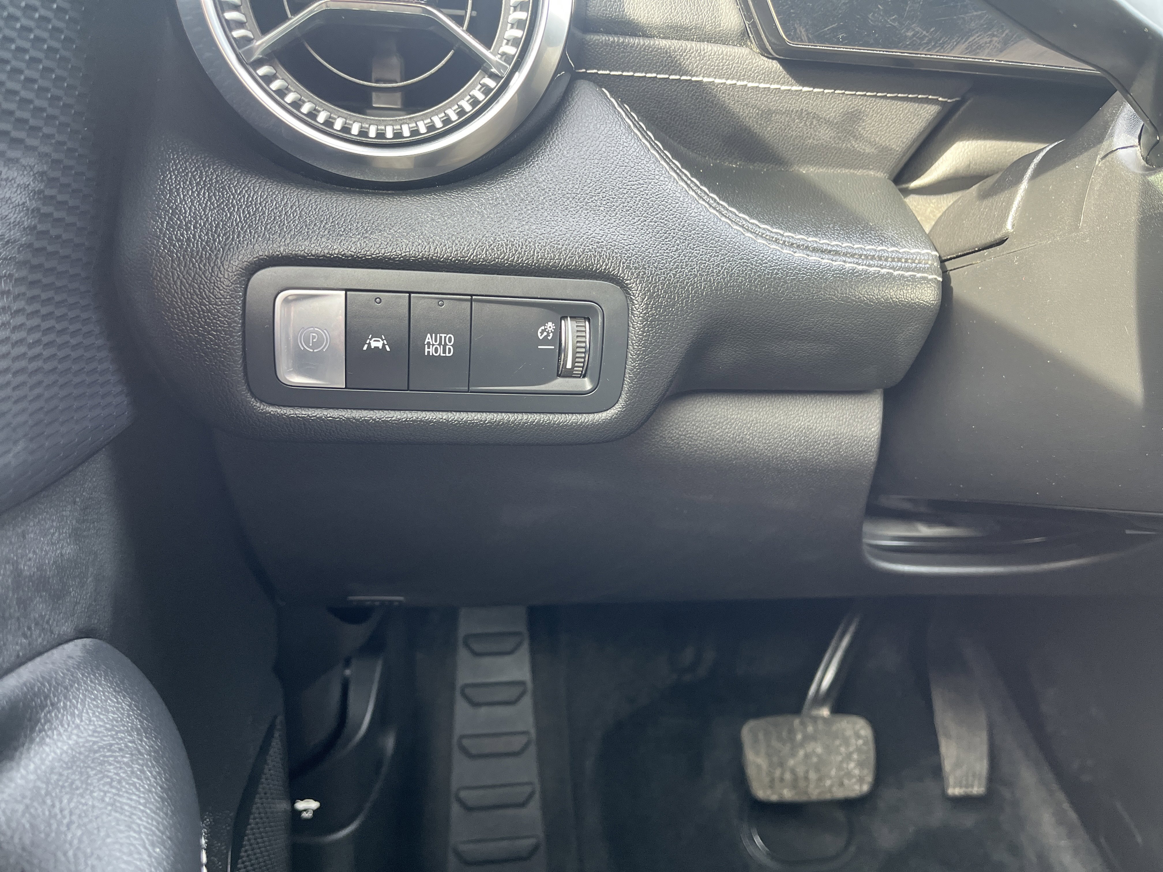 Used 2024 Chevrolet Blazer EV LT image 23