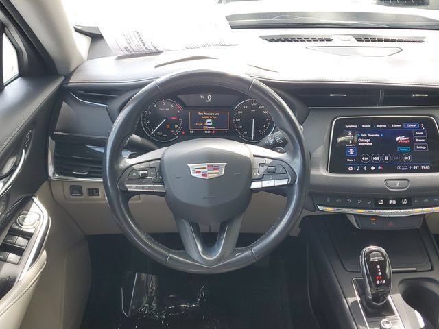Certified 2022 Cadillac XT4 Premium Luxury w/ Safety Alert Package FWD image 17