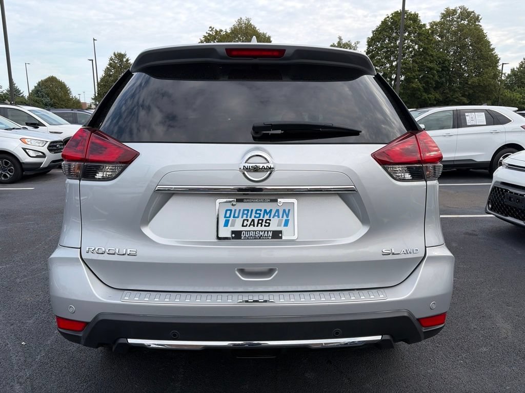 Used 2019 Nissan Rogue SL w/ Premium Package AWD/4WD image 9