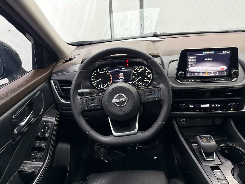 Used 2023 Nissan Rogue SV w/ SV Premium B Package FWD image 25