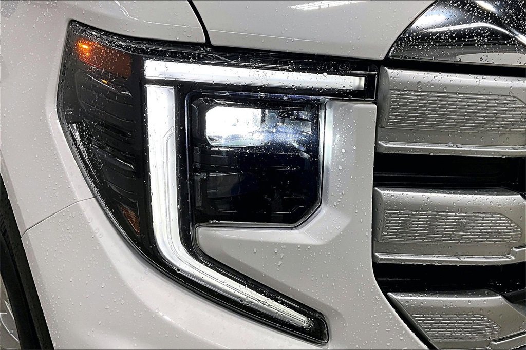 Used 2023 GMC Sierra 1500 SLE image 31