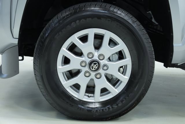 Used 2025 Toyota Tacoma SR5 image 9