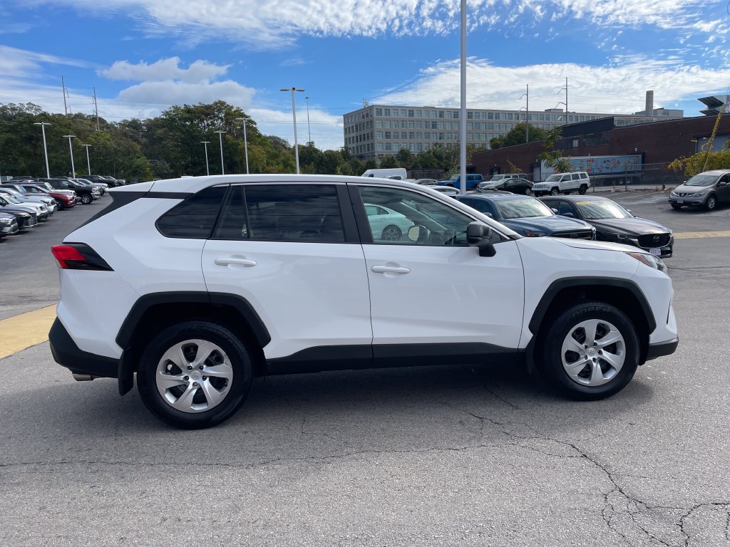 Certified 2023 Toyota RAV4 LE AWD/4WD image 6