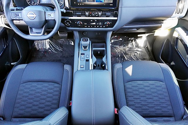 New 2026 Nissan Pathfinder SV w/ Cargo Package FWD image 31