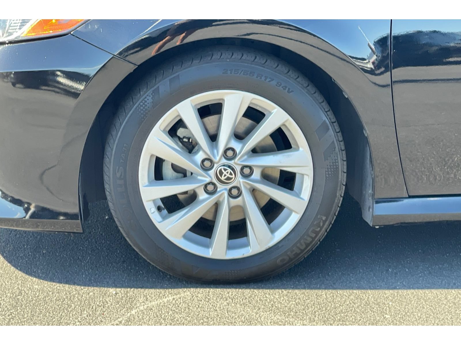 Used 2022 Toyota Camry LE w/ Convenience Package FWD image 39