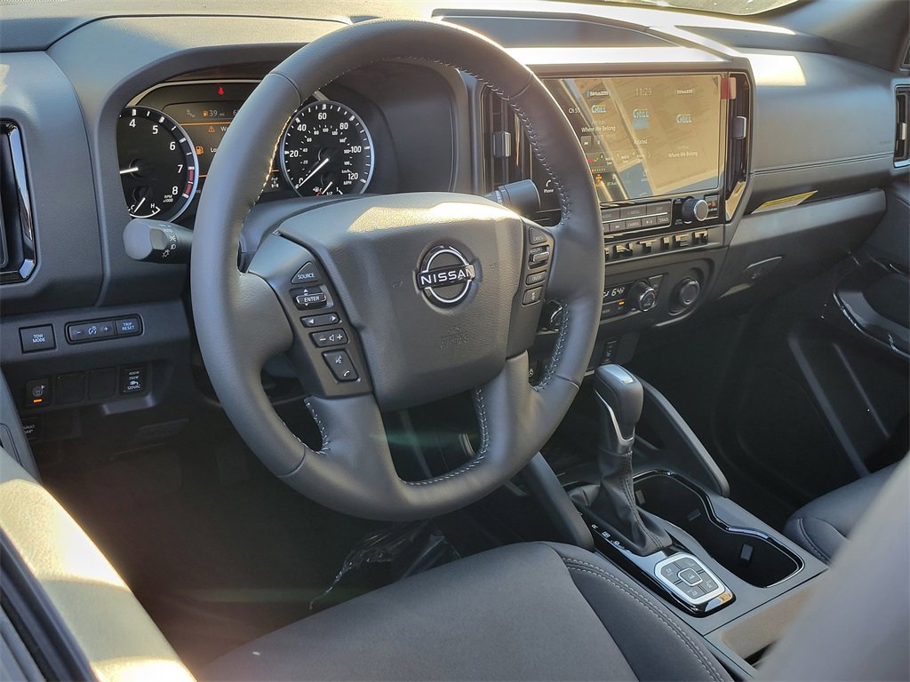 New 2026 Nissan Frontier SV w/ SV Convenience Package image 4