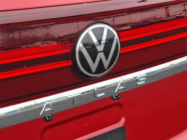 Used 2024 Volkswagen Atlas Cross Sport SE image 33