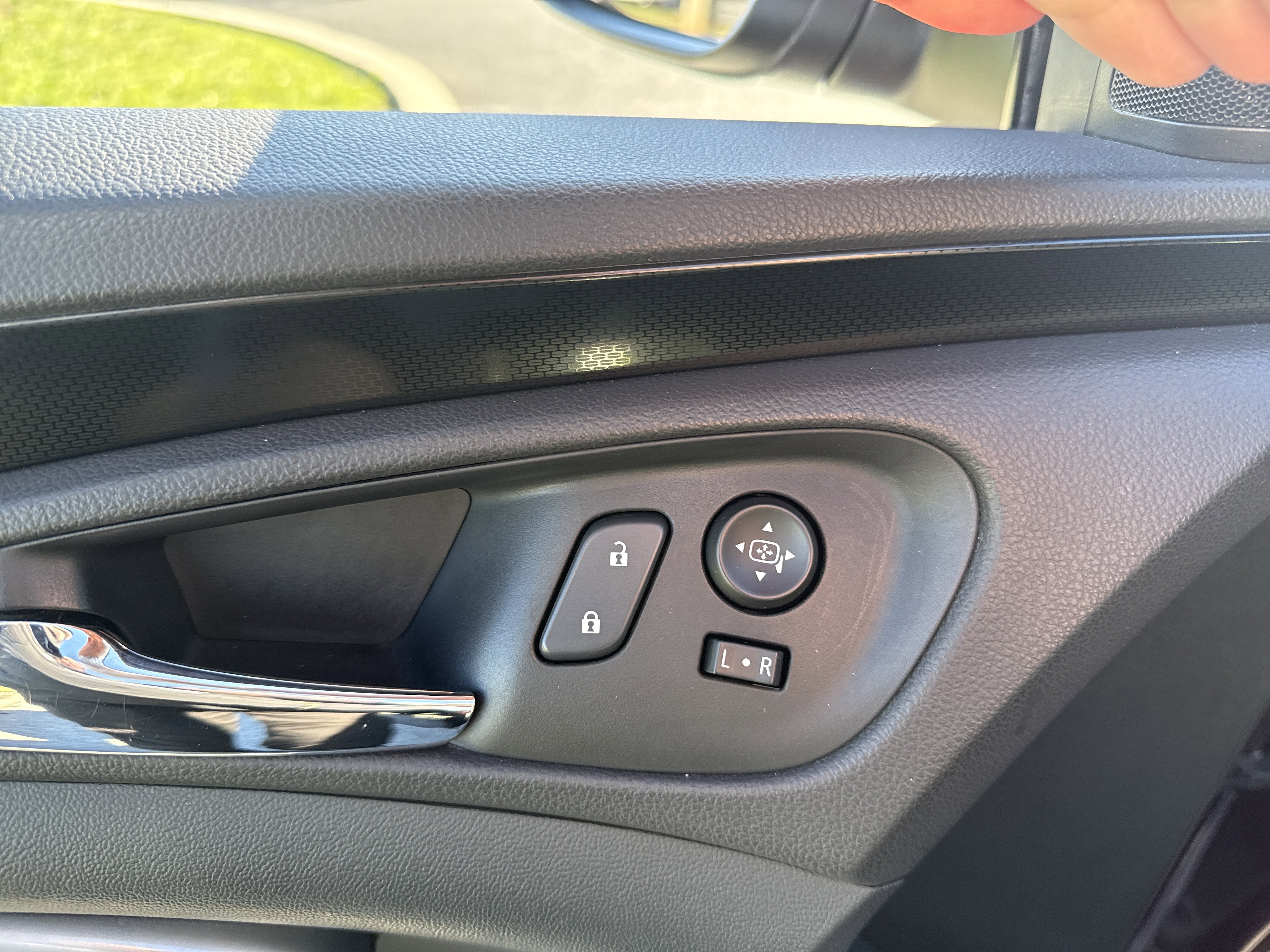 Used 2017 Buick Regal GS w/ Driver Confidence Package #1 image 19