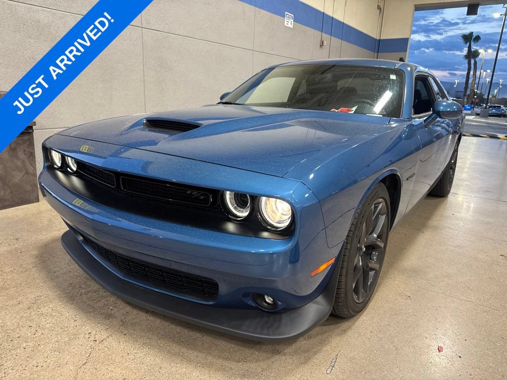 Used 2022 Dodge Challenger R/T w/ Blacktop Package RWD video 1