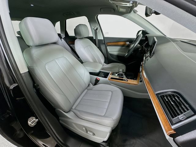 Used 2023 Audi Q5 2.0T Premium w/ Convenience Package AWD/4WD image 7