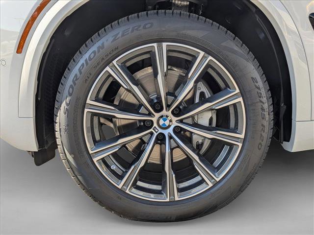 New 2026 BMW X5 xDrive40i w/ M Sport Package image 10