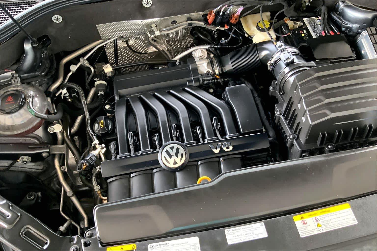 Used 2023 Volkswagen Atlas SEL Premium AWD/4WD image 33