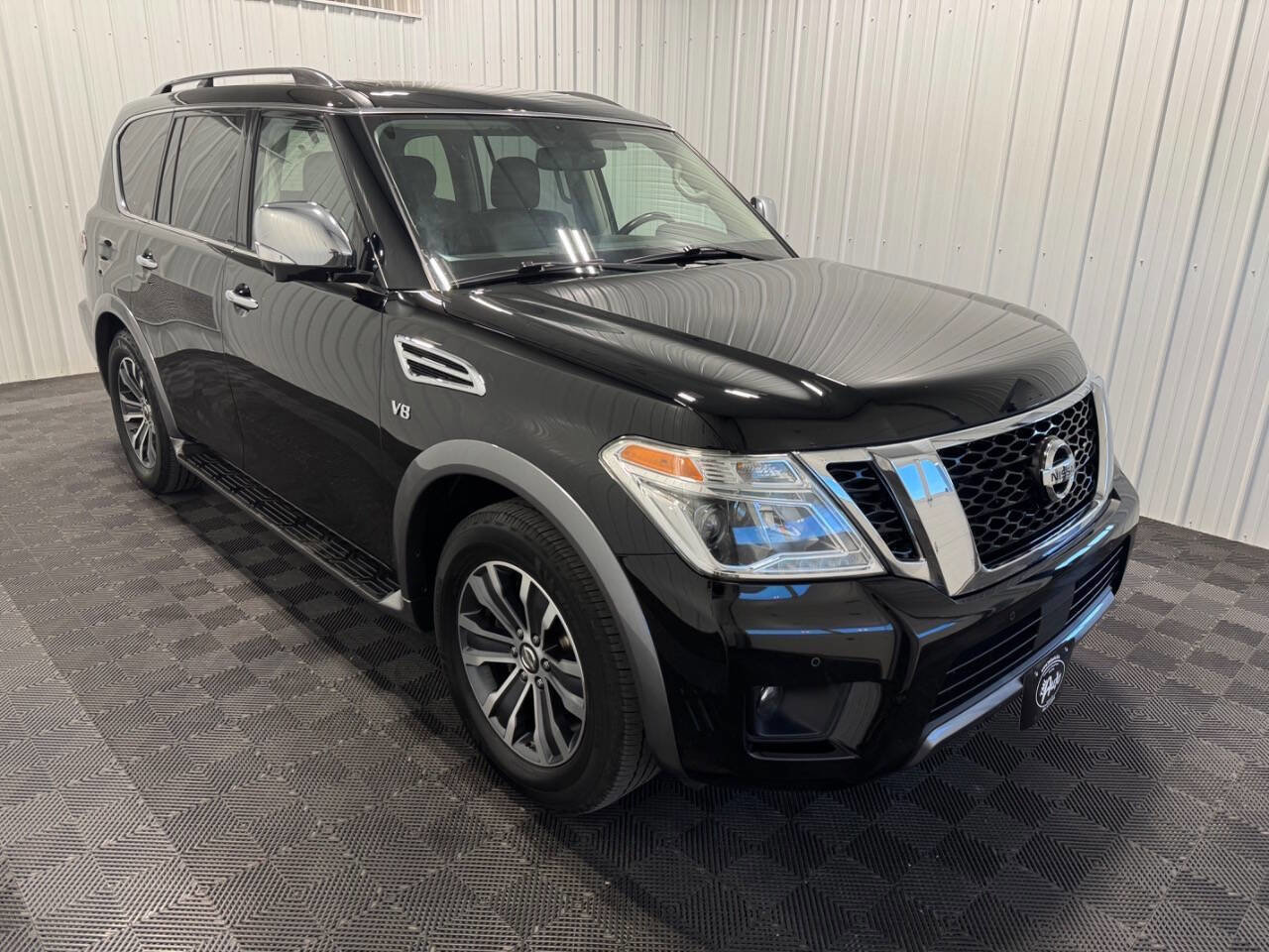 Used 2019 Nissan Armada SL w/ Premium Package image 2