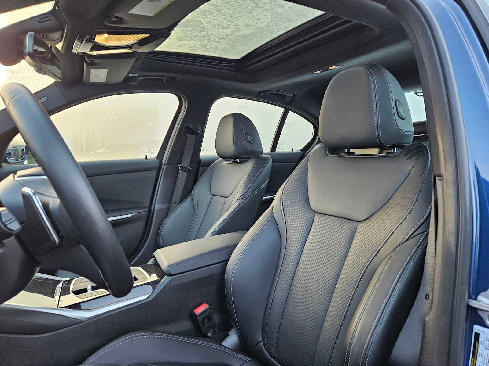 Used 2023 BMW 330i xDrive Sedan w/ Parking Assistance Package image 25