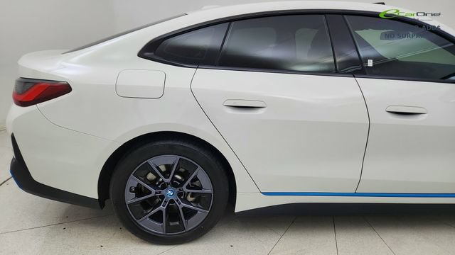 Used 2023 BMW i4 eDrive35 w/ Premium Package RWD image 12