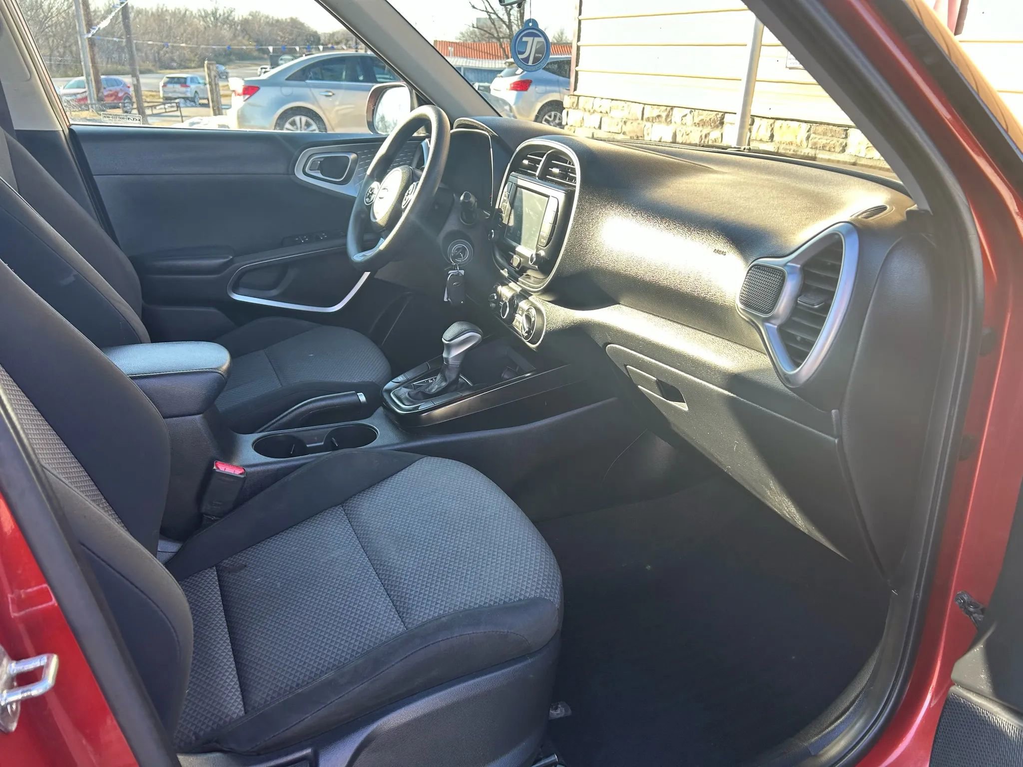 Used 2021 Kia Soul LX FWD image 33