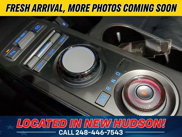 Used 2025 Genesis GV70 3.5T Sport w/ Sport Prestige Package AWD/4WD image 15