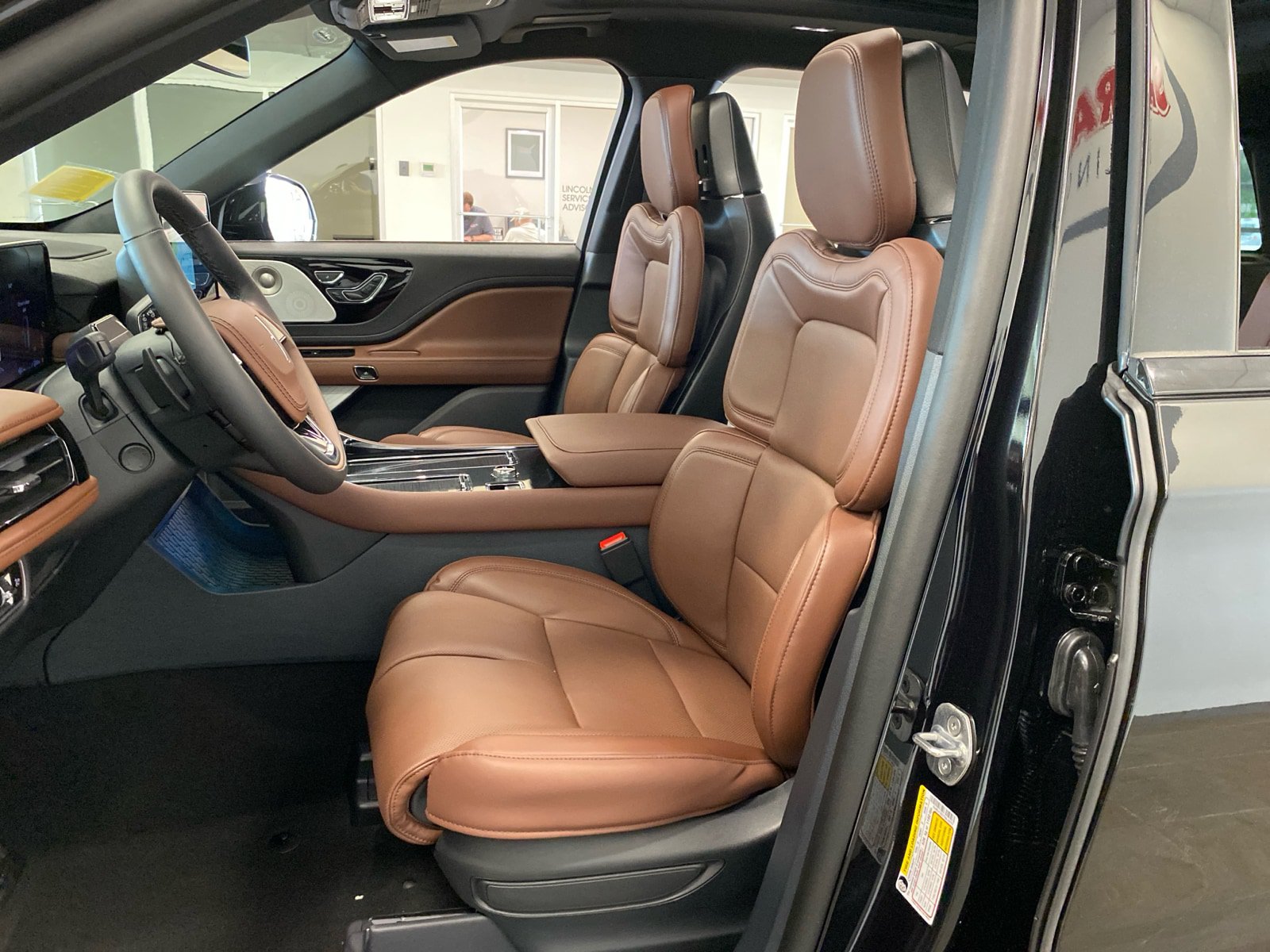 New 2026 Lincoln Aviator Reserve AWD/4WD image 16