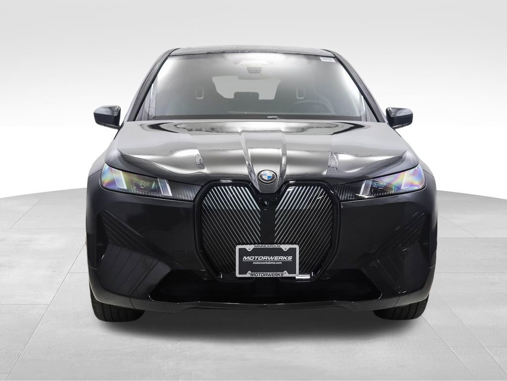 Used 2026 BMW iX xDrive45 image 8