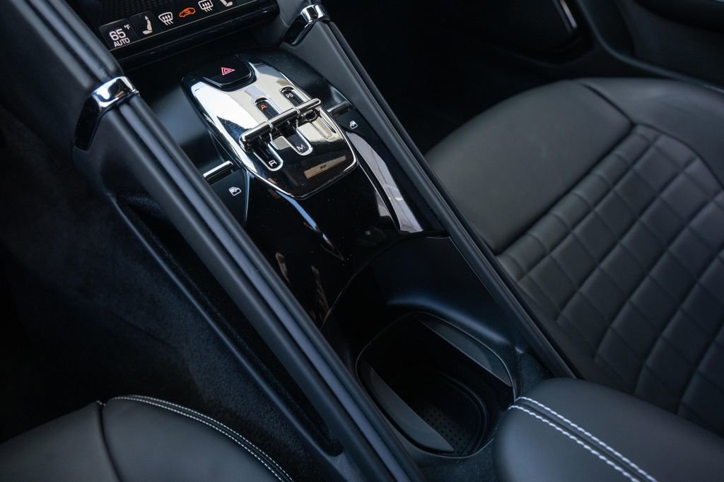 Used 2022 Ferrari Roma RWD image 45