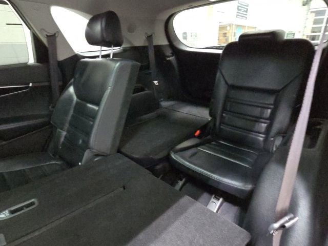 Used 2016 Kia Sorento EX w/ EX Touring Package image 36