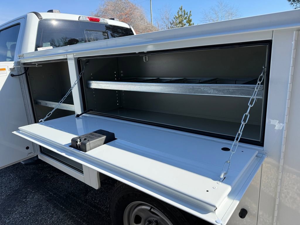 New 2026 Ford F350 XL w/ XL Chrome Package image 18