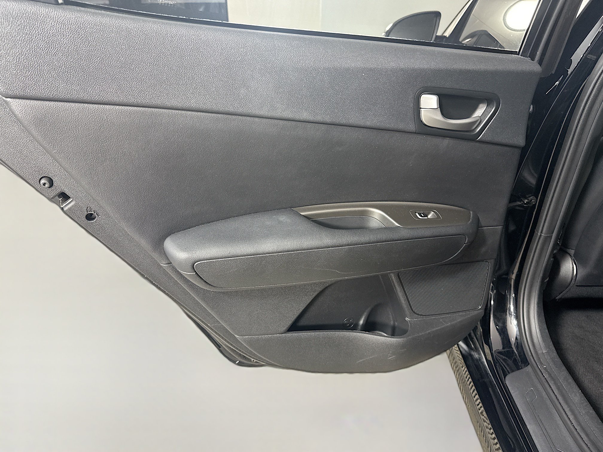 Used 2020 Kia Optima S FWD image 26