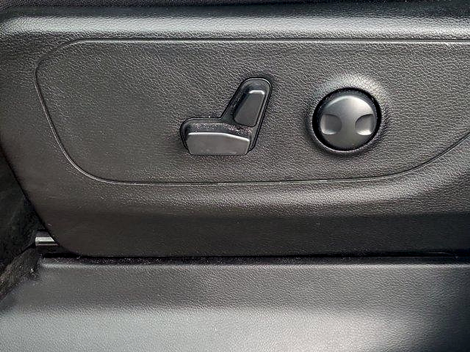 Used 2024 RAM 1500 Big Horn RWD image 27