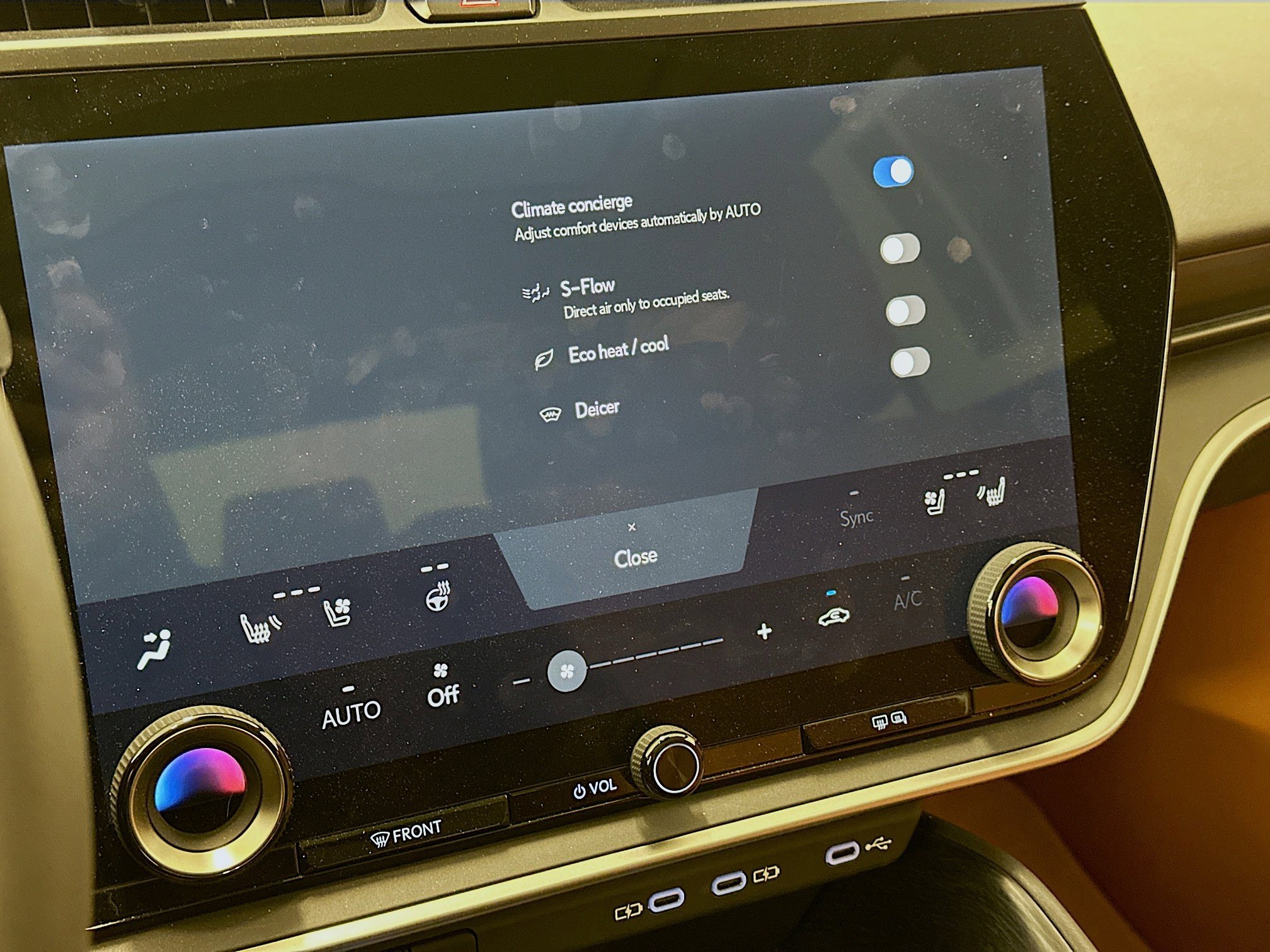 Used 2023 Lexus RZ 450e Premium w/ Accessory Package (Z1) image 24