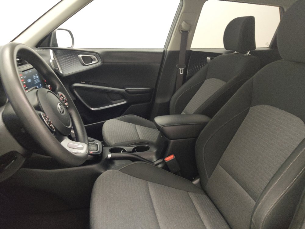 Used 2021 Kia Soul S image 17