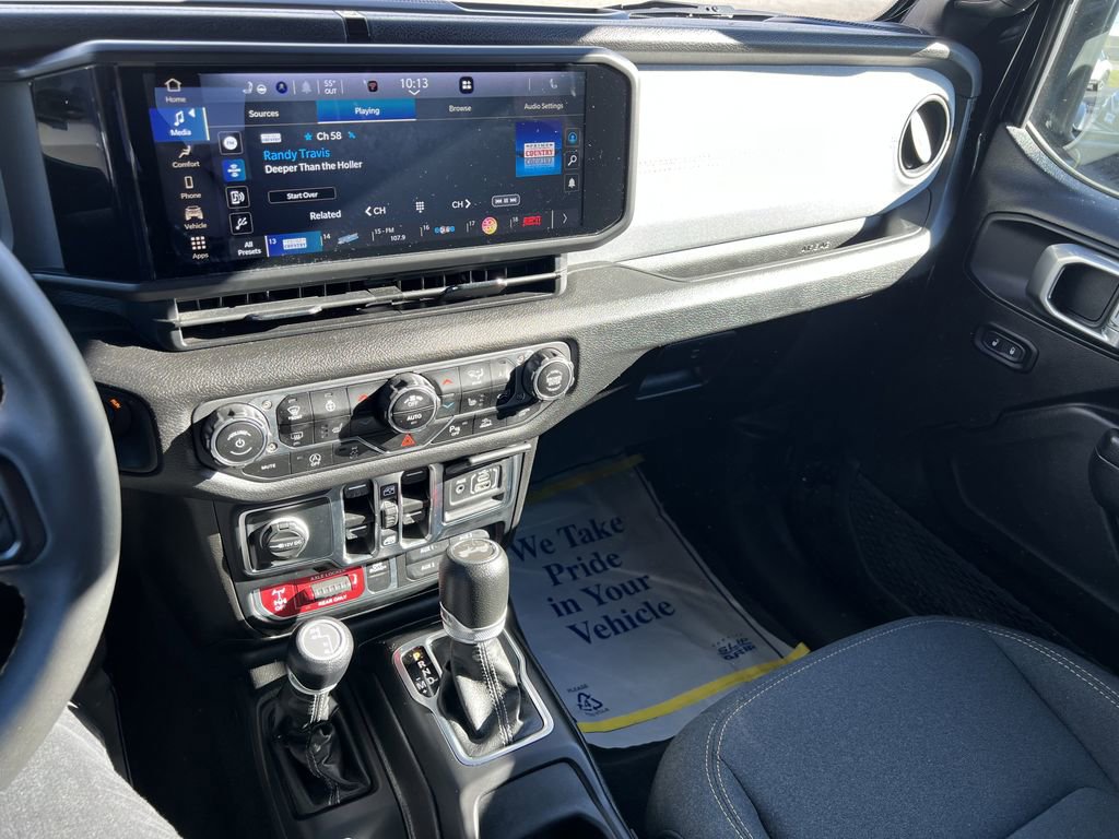 Certified 2024 Jeep Wrangler Willys image 12