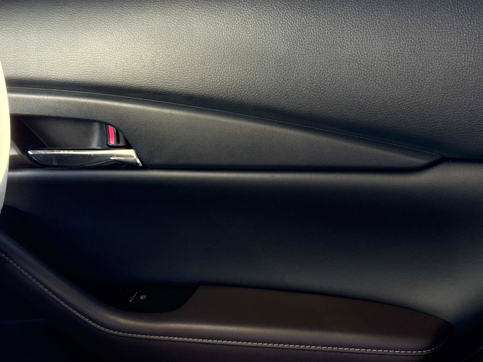 Certified 2022 MAZDA CX-30 2.5 Turbo w/ Premium Plus Pkg image 16