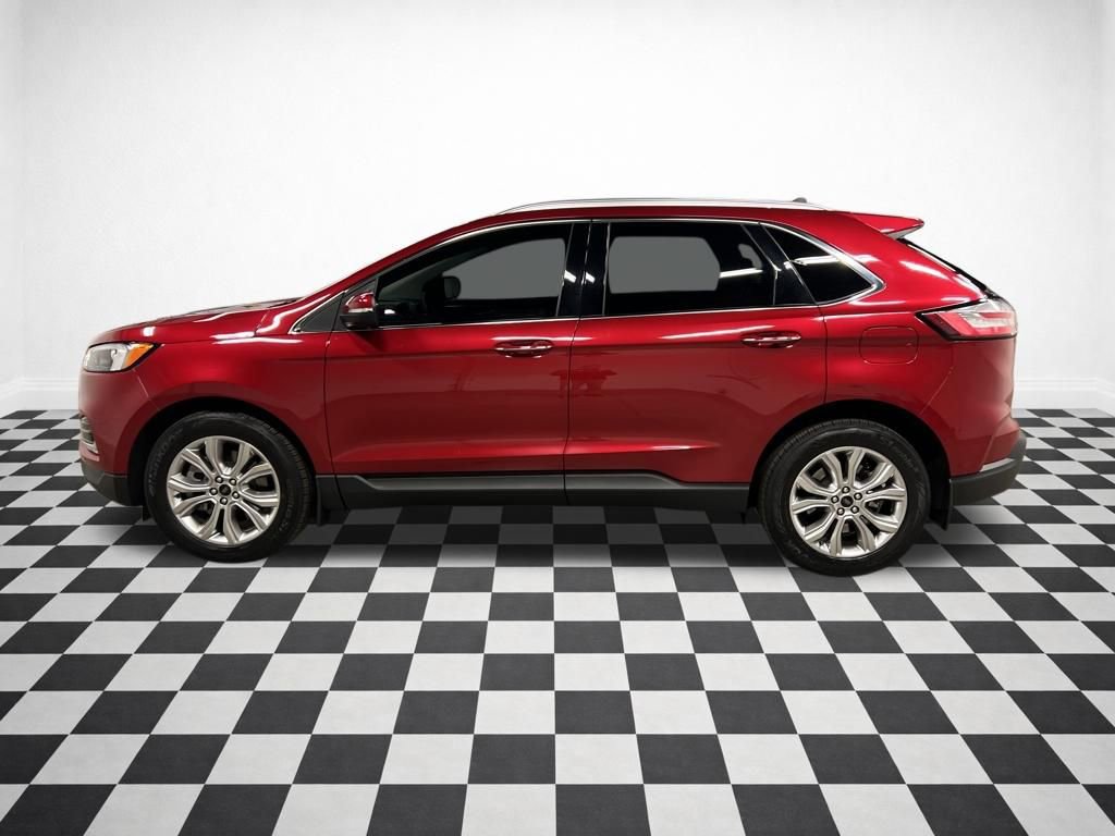 Used 2024 Ford Edge Titanium image 5