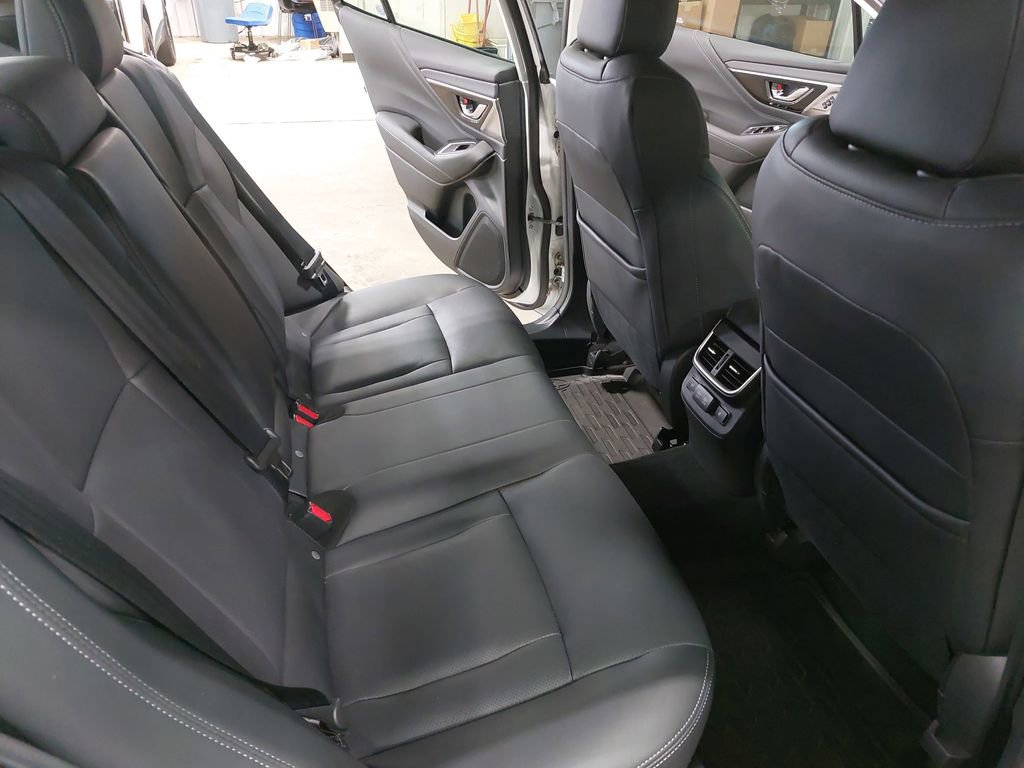 Used 2022 Subaru Legacy Limited image 11