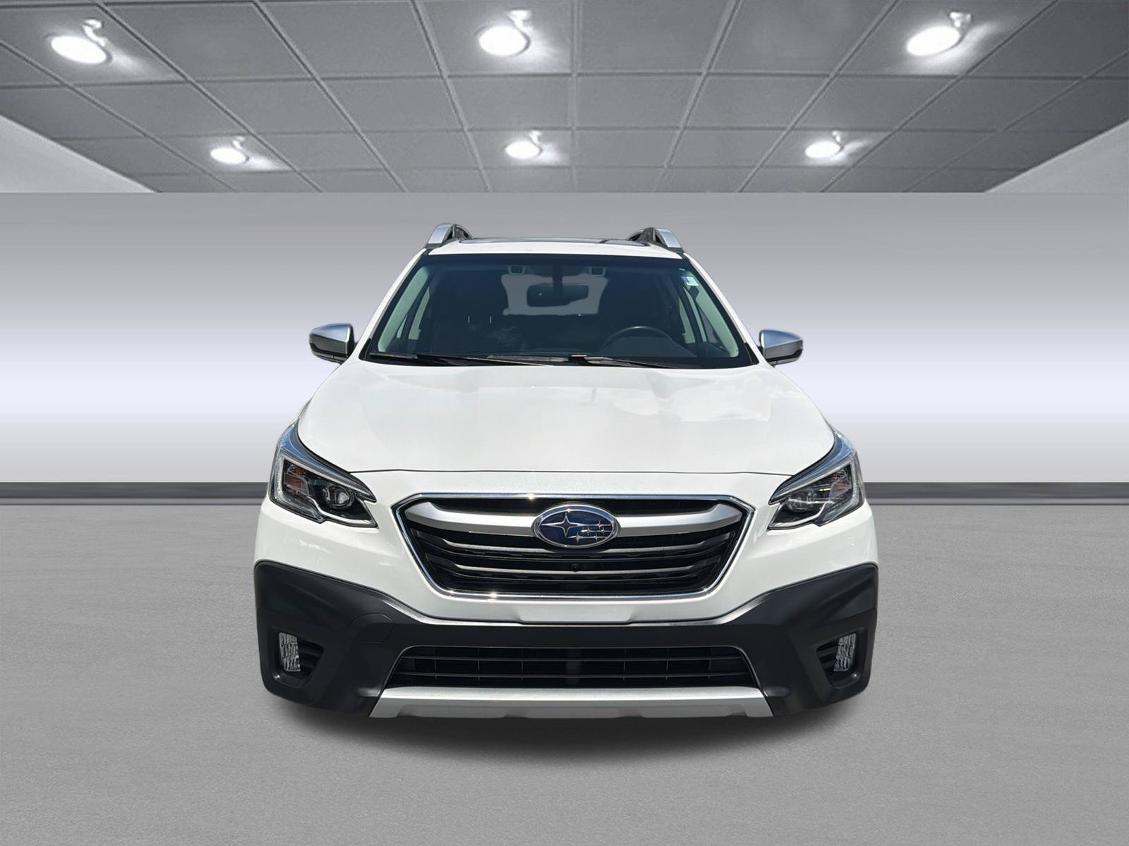 Used 2020 Subaru Outback Touring XT AWD/4WD image 4