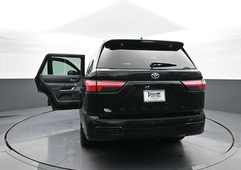Certified 2023 Toyota Sequoia Platinum image 49