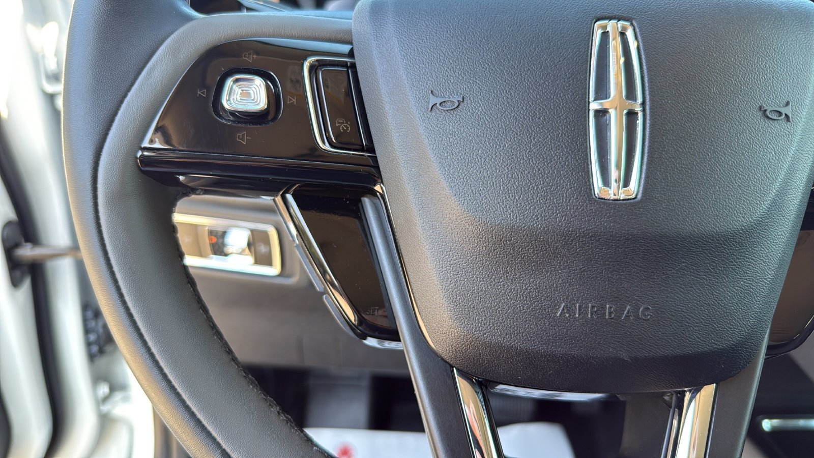 Used 2024 Lincoln Corsair FWD w/ Equipment Group 101A image 16