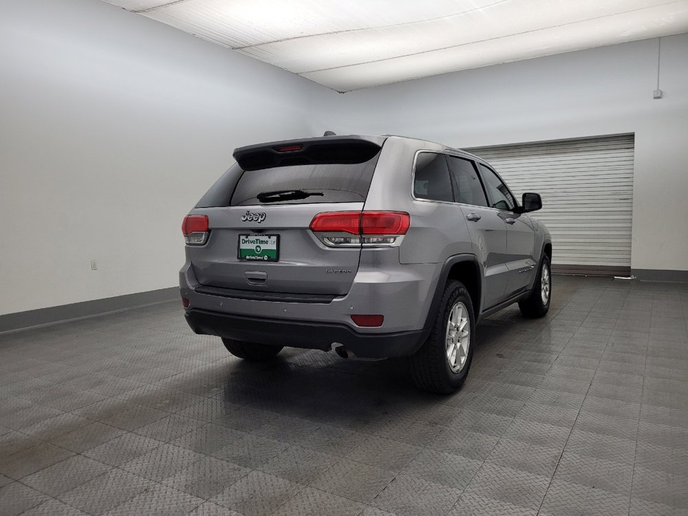 Used 2018 Jeep Grand Cherokee Laredo image 9