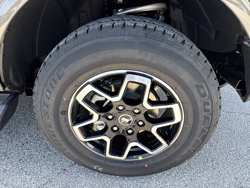 New 2026 Ford Bronco Outer Banks AWD/4WD image 10