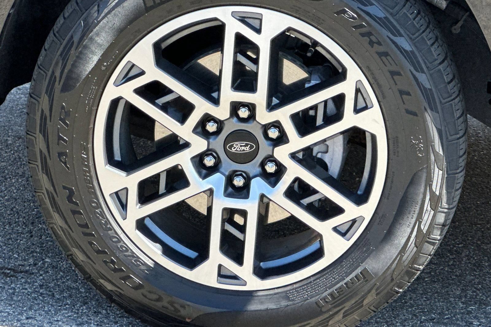 Used 2025 Ford Expedition Max Active AWD/4WD image 38
