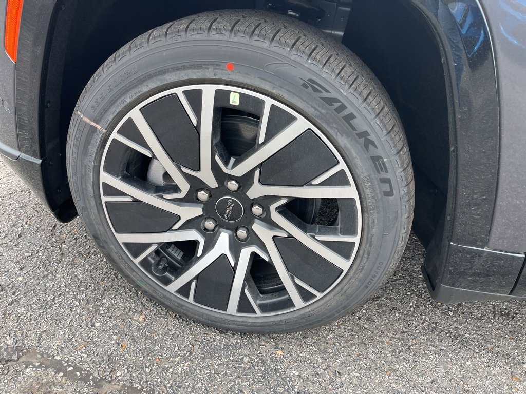 New 2025 Jeep Wagoneer S Limited image 9