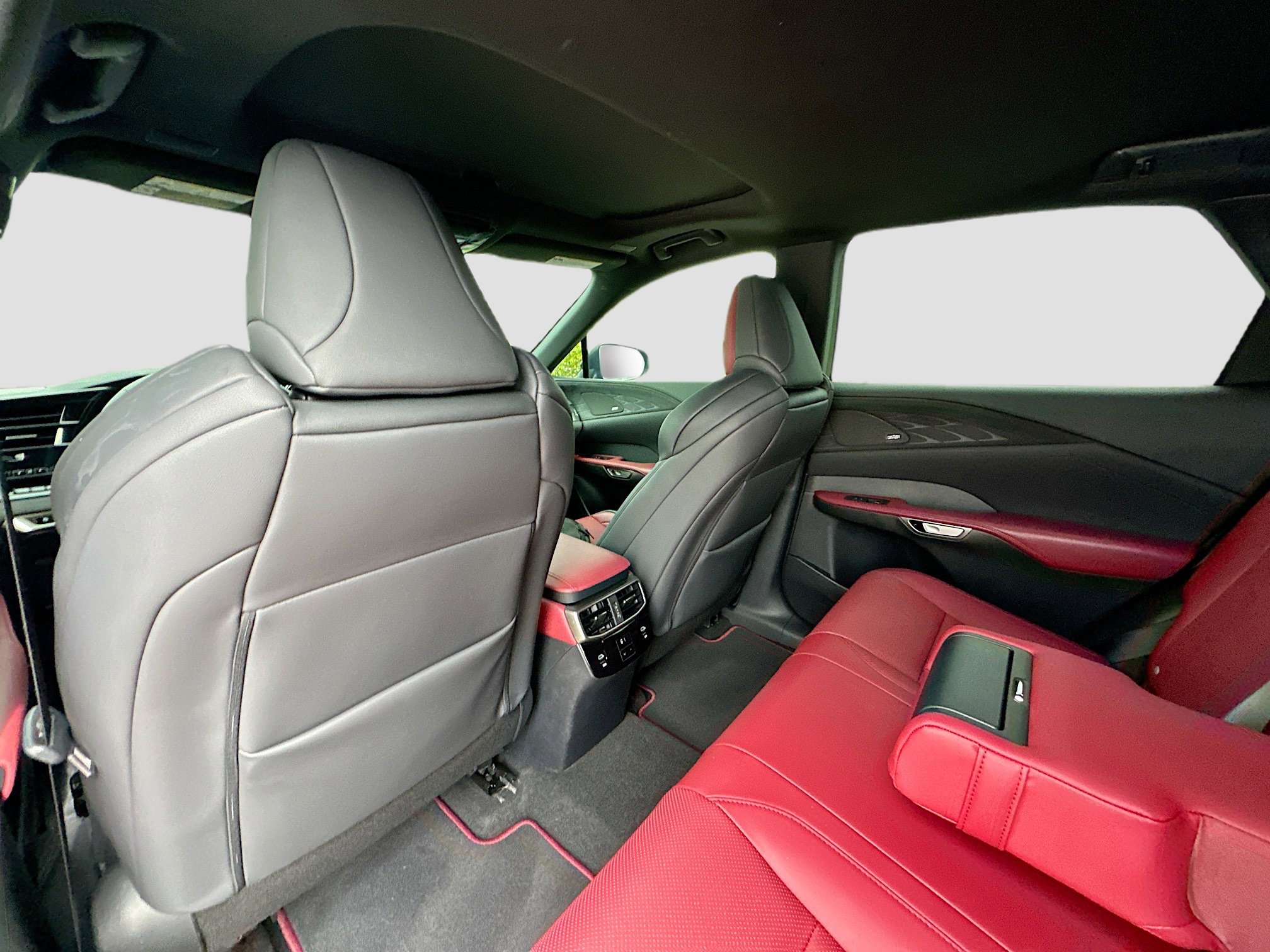 Used 2024 Lexus RX 350 F Sport w/ Convenience Package image 26