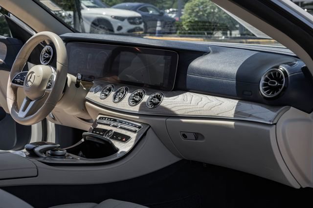 Used 2019 Mercedes-Benz E 450 Cabriolet image 22