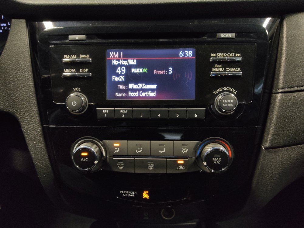 Used 2017 Nissan Rogue S FWD image 25