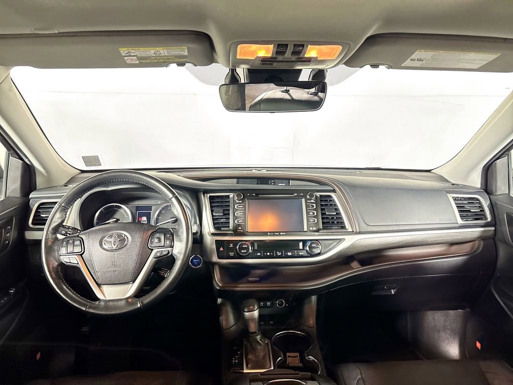 Used 2019 Toyota Highlander Limited Platinum image 12