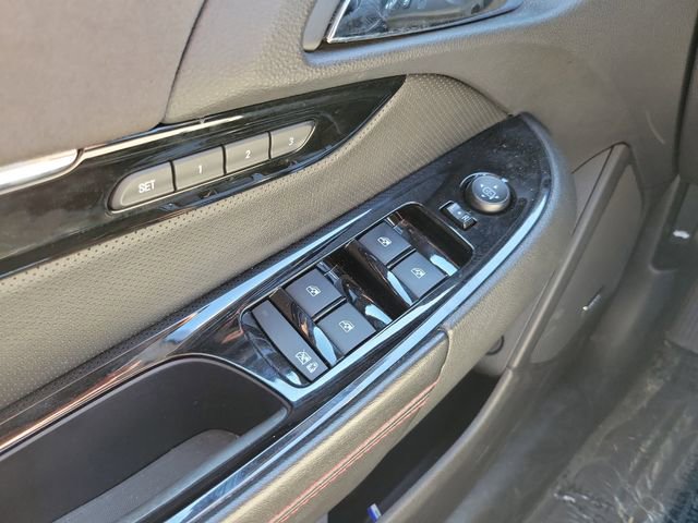 Used 2014 Chevrolet SS image 29