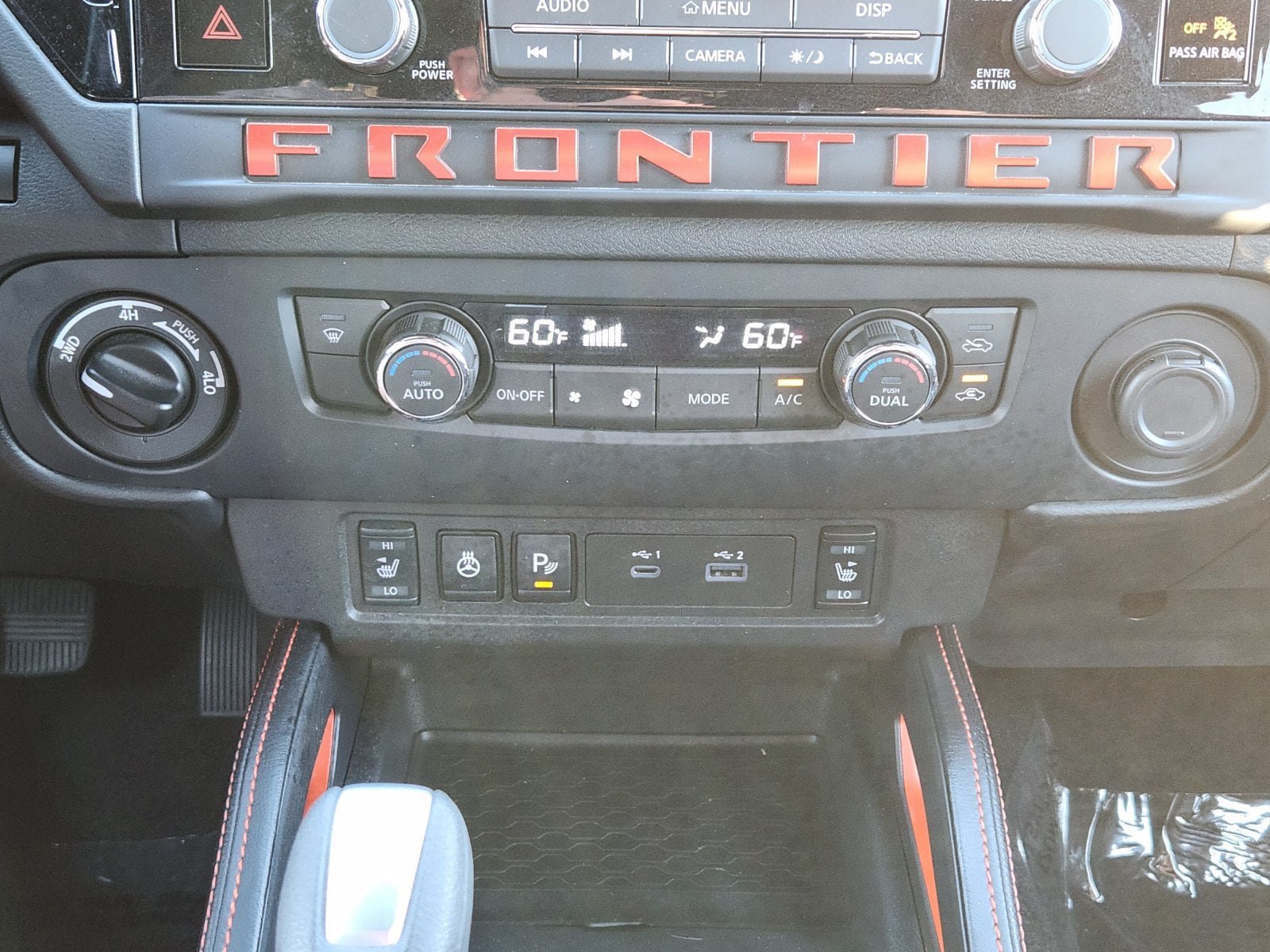 Used 2026 Nissan Frontier PRO-4X AWD/4WD image 25