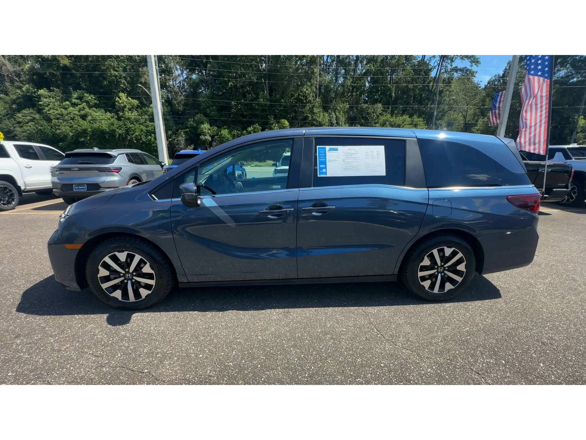 Used 2025 Honda Odyssey EX-L image 5